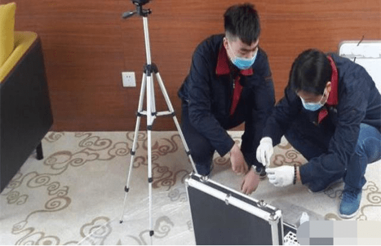 于海滨与专家一语定三码，揭秘数字时代的精准决策之道